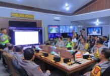 Wakapolri Tinjau Udara Arus Mudik, Pastikan Penyeberangan Merak–Bakauheni Terkendali